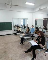 公司组织研究生参加“立足新教材、探索新课堂”公开教学研讨活动